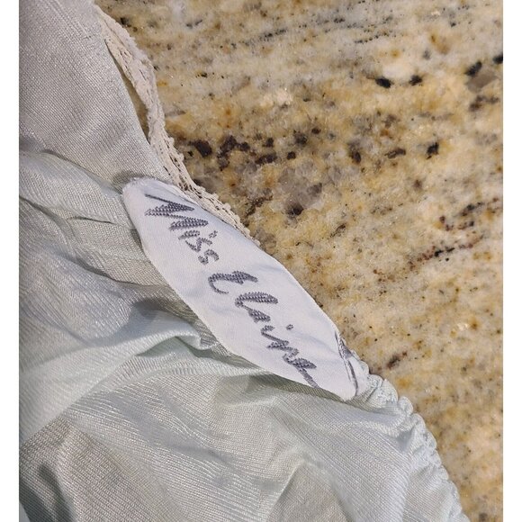 Vintage Miss Elaine Nightgown Size L ?? Blue Lace Button nightgown *flaws* - Picture 8 of 16